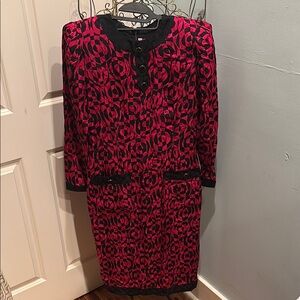 Elegant Black and Pink Women's Dress